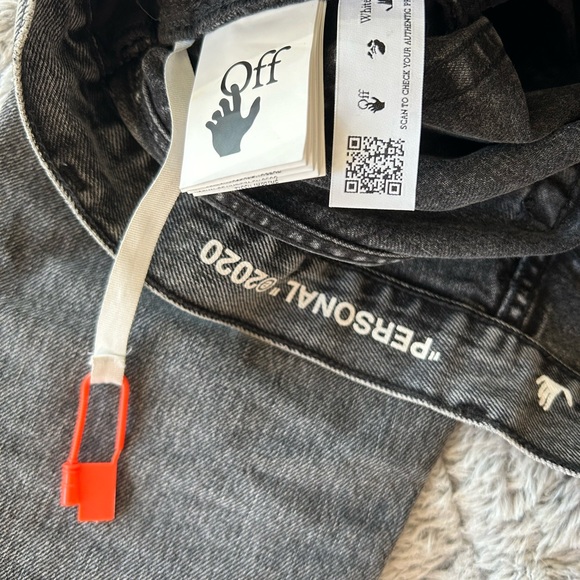 Off-White Jeans - Picture 4 of 5